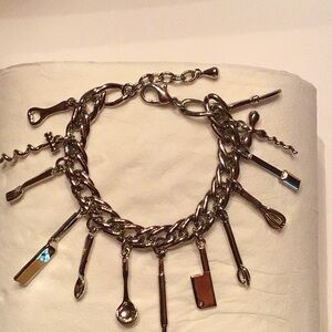 Cook’s Bracelet Silver tone Rhodium plated 7 1/2”L 1”extender